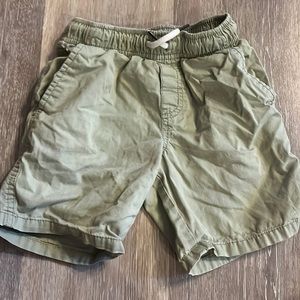 Cat&Jack boys size 4/5 cargo shorts khaki green